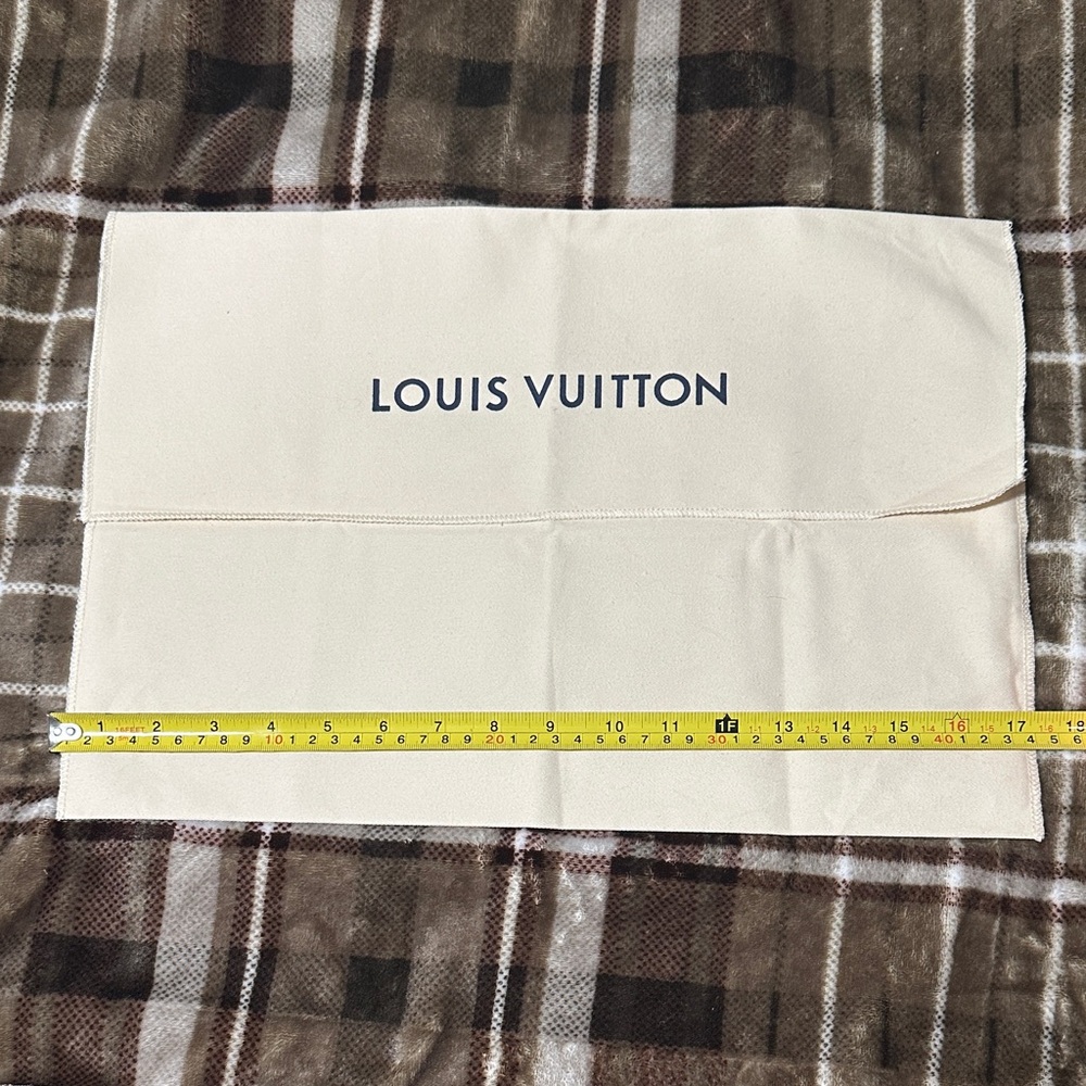 Dust bag - Picture 2 of 3